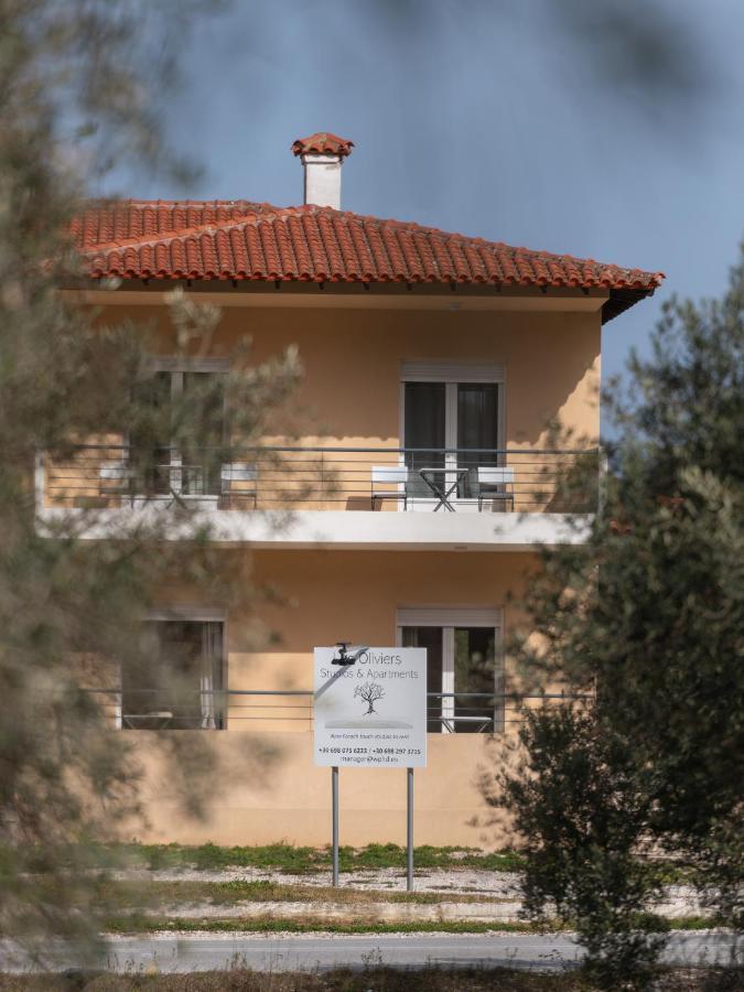 Les Oliviers - Studios & Apartments Vourvourou Exterior foto